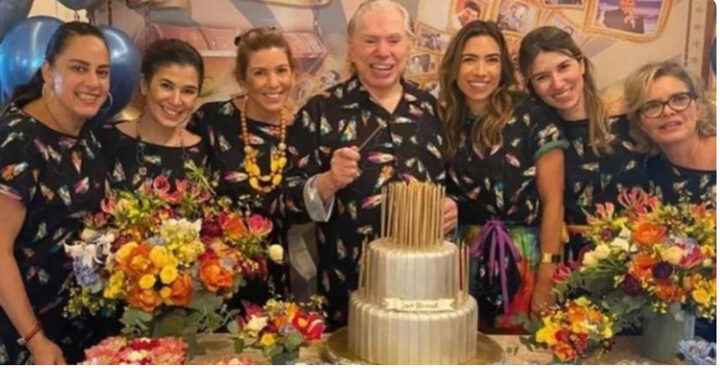 Silvio Santos com as seis filhas em dia de comemoração do seu aniversário (Foto: Arquivo pessoal)