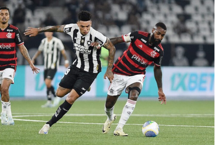 Botafogo x Flamengo - Igor Jesus e Gerson — Foto: Alexandre Durão